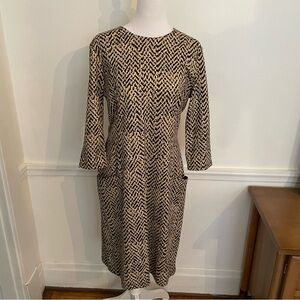 J. McLaughlin Black and Tan CAtalina Cloth Catalyst Dress with pockets